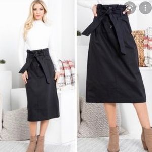 Very J High Waisted Pleated Skirt